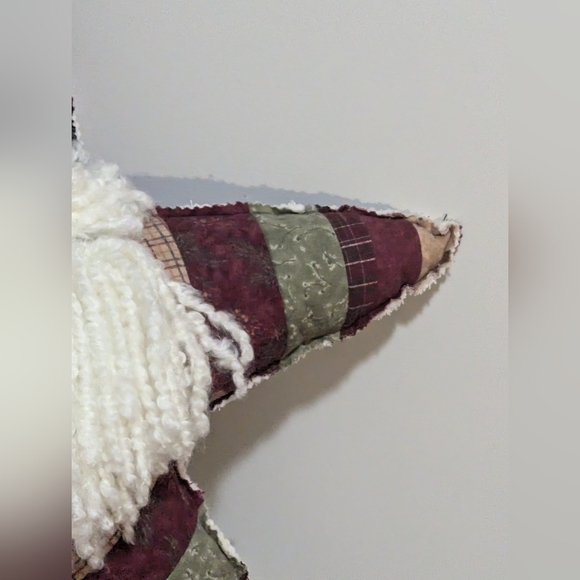 Festive Patchwork Santa Throw  Star Pillow. Patchwork. Rustic Decor. EUC. 18". - Picture 4 of 13